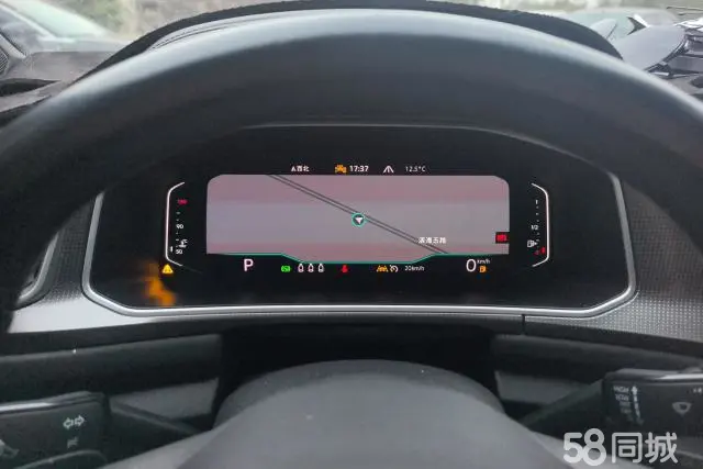 Volkswagen T-Roc 2023 car image #14