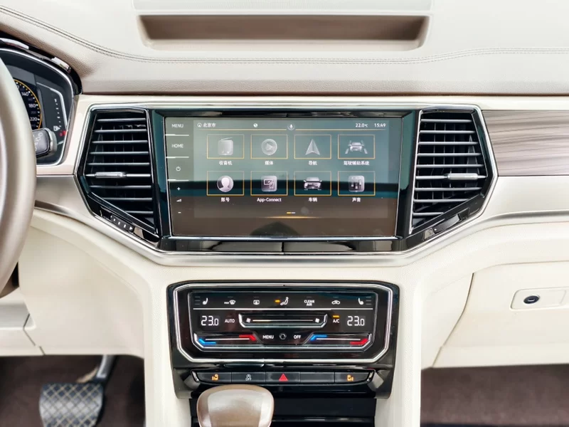 Volkswagen Viloran 2020 #14 Volkswagen Viloran 2020 car image #14