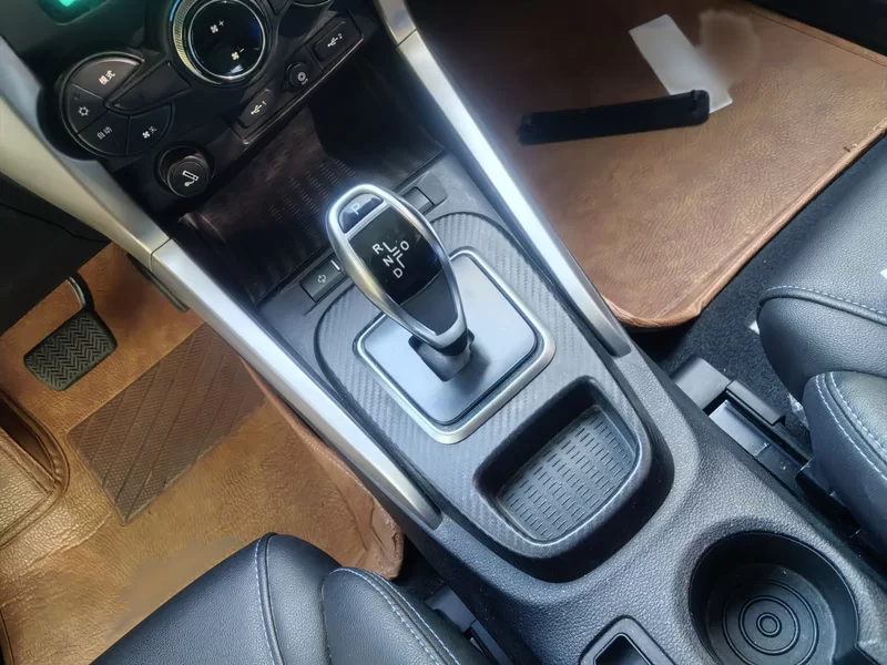 BYD Yuan New Energy 2018 car image #14