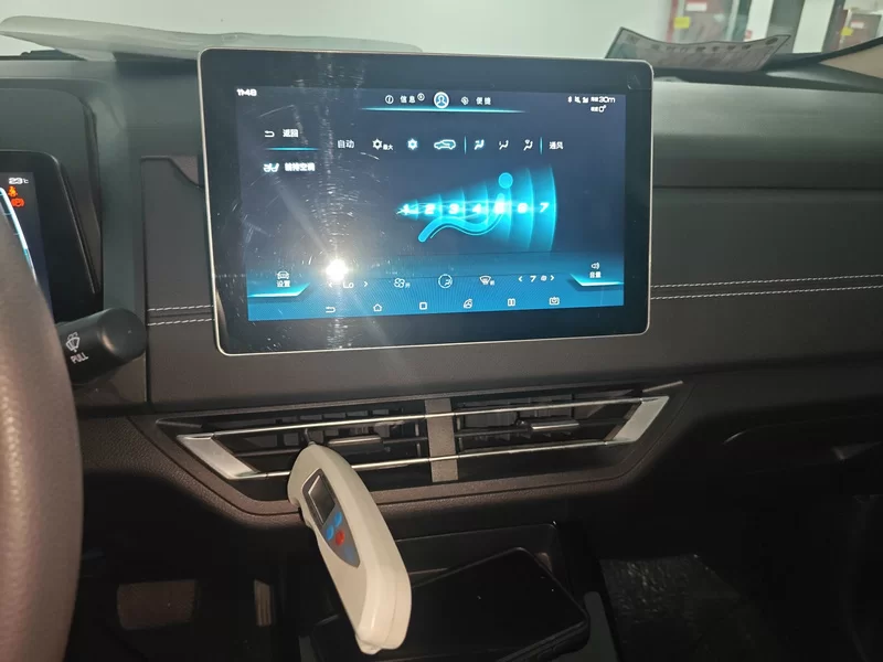 BYD Yuan New Energy 2019 #14 BYD Yuan New Energy 2019 car image #14