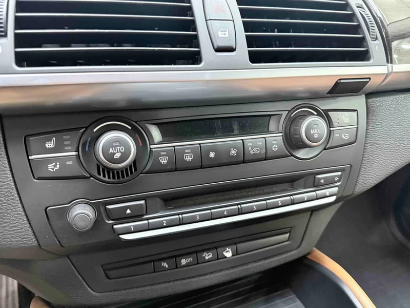 BMW X6 2012 изображение автомобиля #14