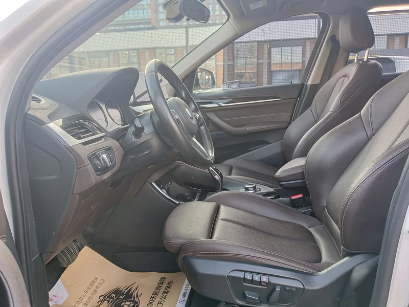 BMW X1 2020 car image #14