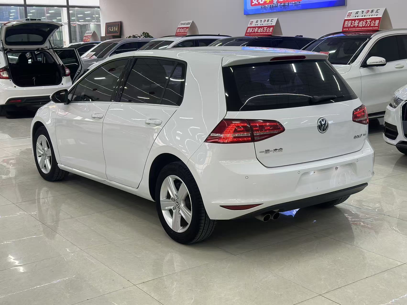 Volkswagen Golf 2015 imagem de carro #9