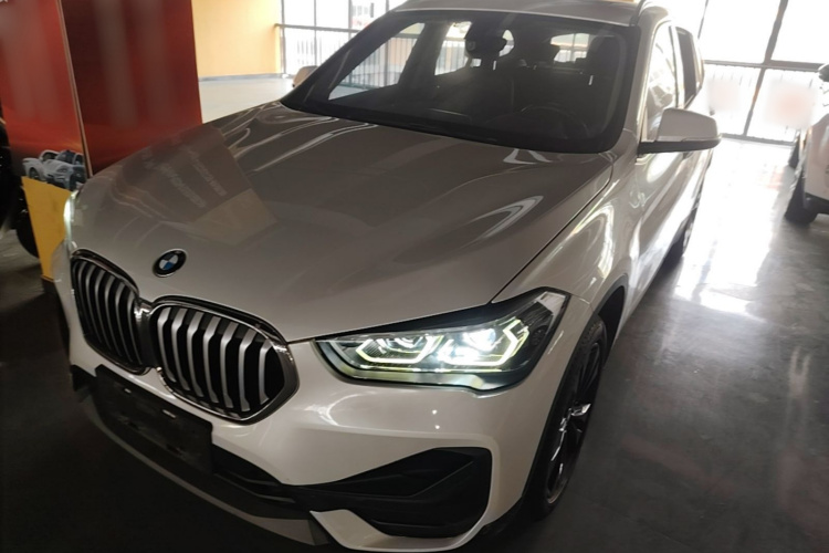 BMW X1 2020 #2 BMW X1 2020 car image #2