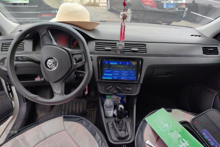 Volkswagen Santana 2018 car image #11