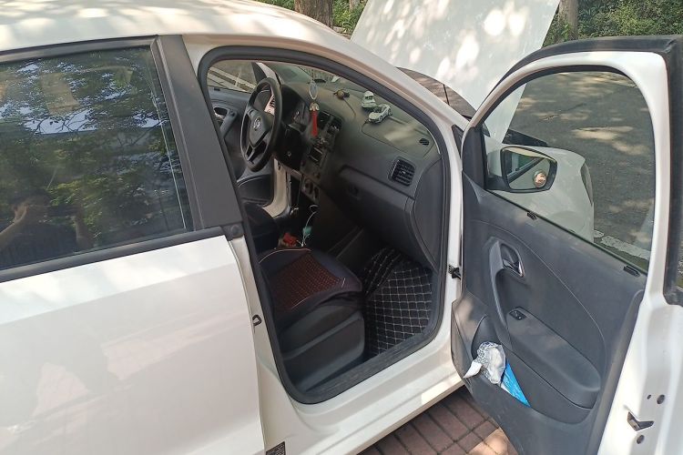 Volkswagen Polo 2017 #29 Volkswagen Polo 2017 car image #29
