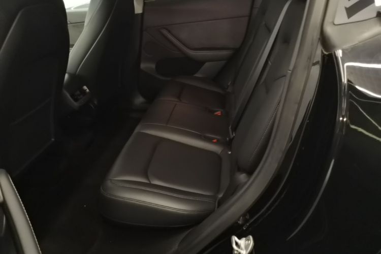 Tesla Model Y 2022 #17 Tesla Model Y 2022 car image #17
