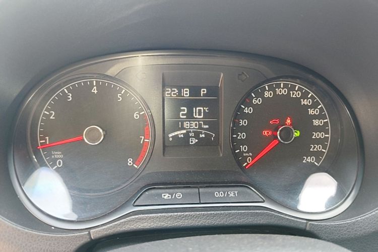 Volkswagen Polo 2016 #12 Volkswagen Polo 2016 صورة سيارة #12