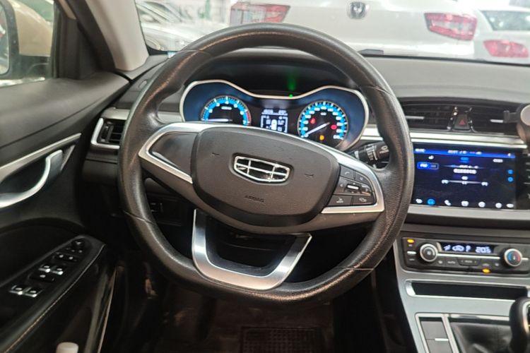 GEELY Emgrand 2020 #15 GEELY Emgrand 2020 car image #15
