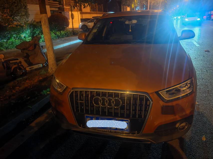 Audi Q3 (Imported) 2014 #2 Audi Q3 (Imported) 2014 car image #2