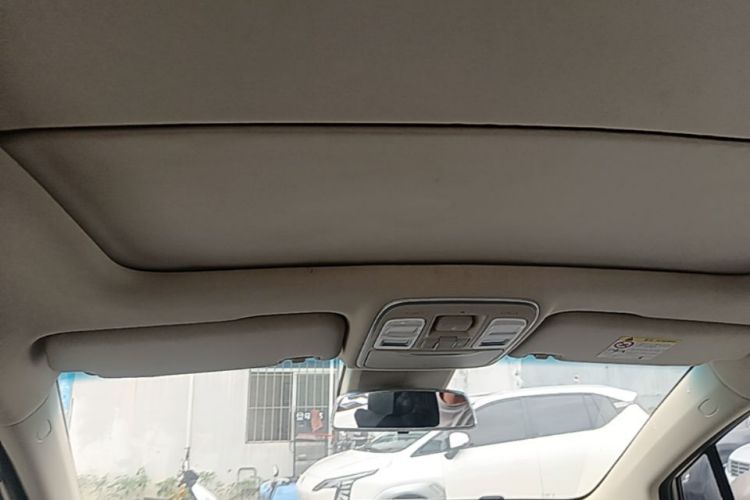 GEELY Emgrand GS 2018 car image #18