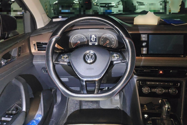 Volkswagen Tharu 2019 #12 Volkswagen Tharu 2019 car image #12