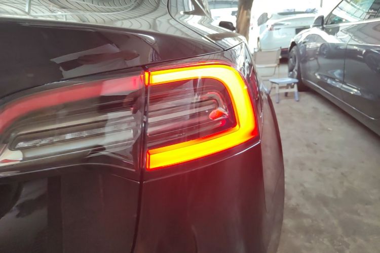 Tesla Model 3 2021 #8 Tesla Model 3 2021 car image #8