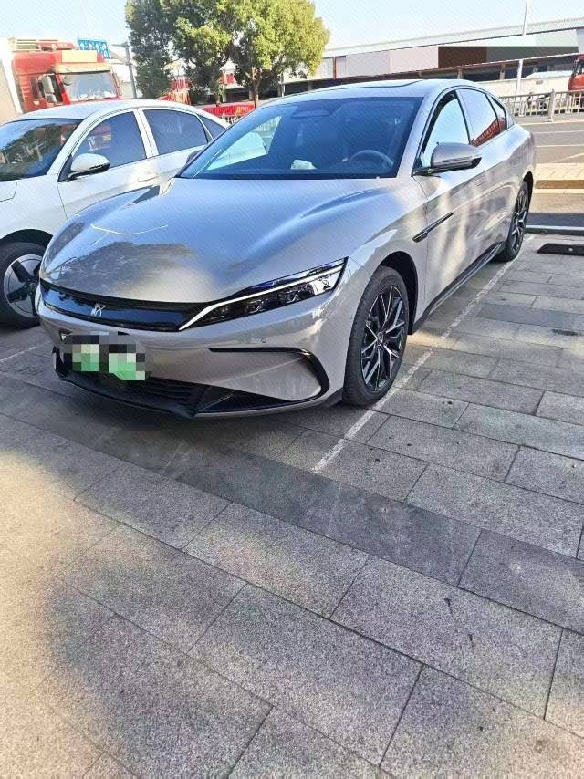 BYD Han 2025 car image 