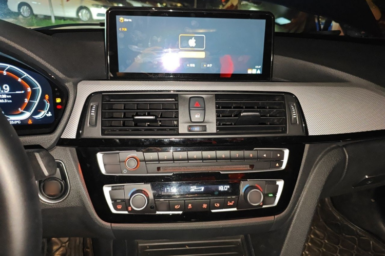 BMW 3 Series 2017 #17 BMW 3 Series 2017 car image #17