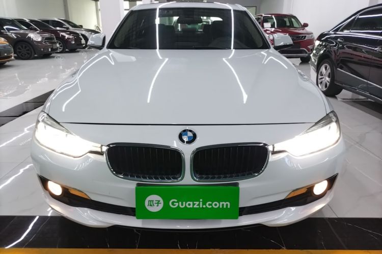 BMW 3 Series 2017 #3 BMW 3 Series 2017 car image #3