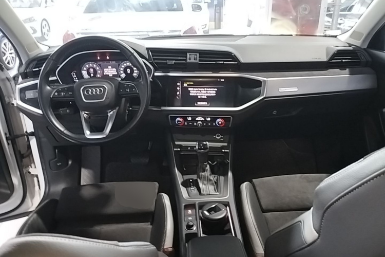 Audi Q3 2020 #10 Audi Q3 2020 car image #10