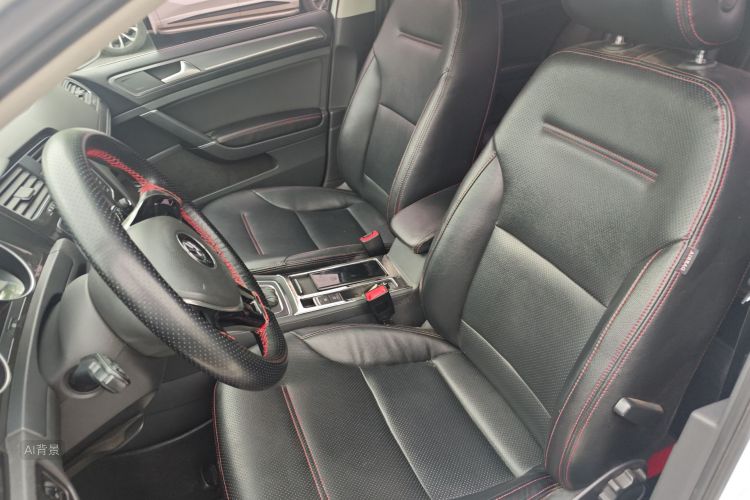 Volkswagen Golf 2017 car image #17