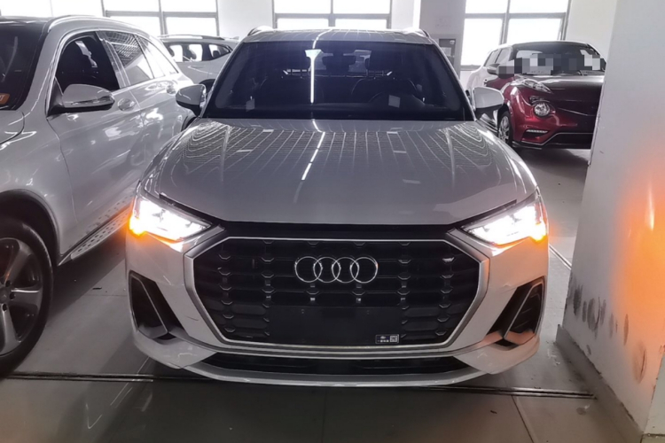 Audi Q3 2020 #3 Audi Q3 2020 car image #3