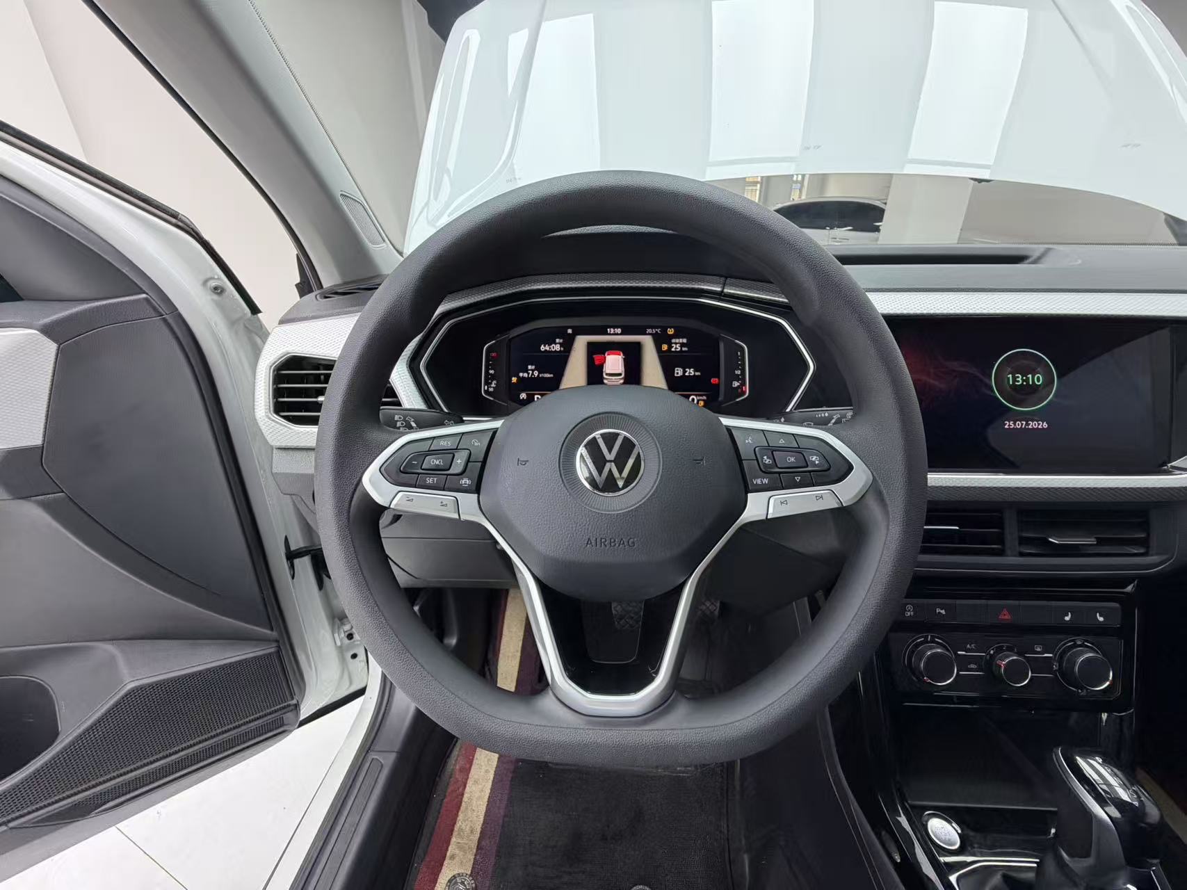 Volkswagen Tacqua 2022 #11 Volkswagen Tacqua 2022 car image #11