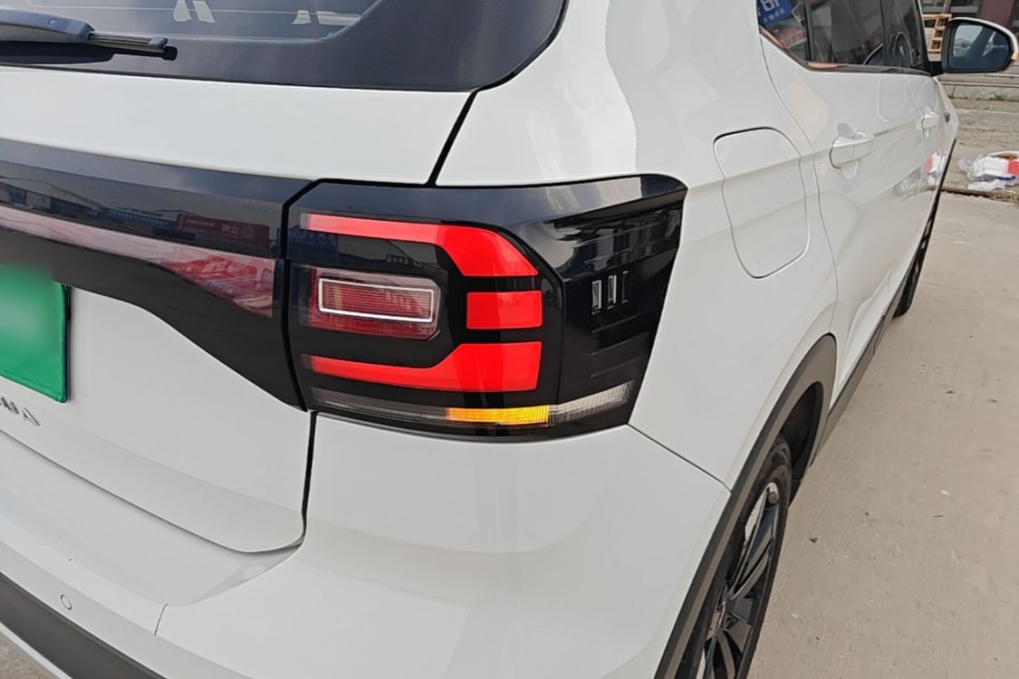 Volkswagen Tacqua 2022 car image #7