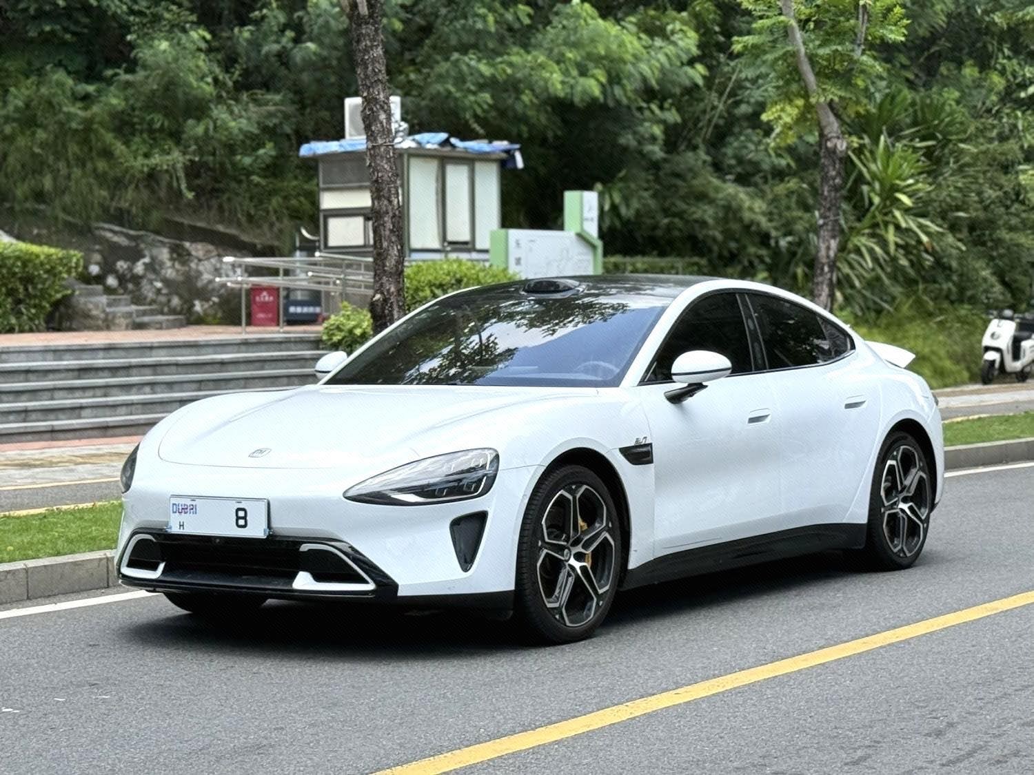 MI SU7 2025 car image 