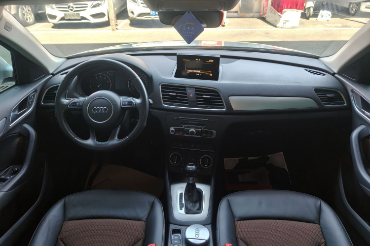 Audi Q3 2017 #10 Audi Q3 2017 car image #10
