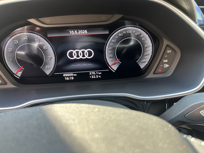 Audi Q3 2022 #5 Audi Q3 2022 car image #5