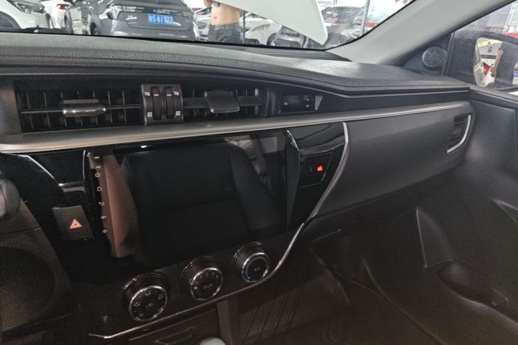 Toyota Corolla 2016 #10 Toyota Corolla 2016 car image #10