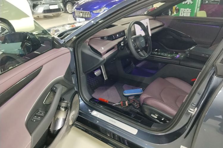 MI SU7 2025 car image #16