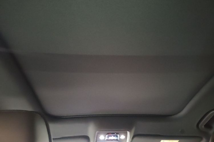 BYD Han 2024 car image #18