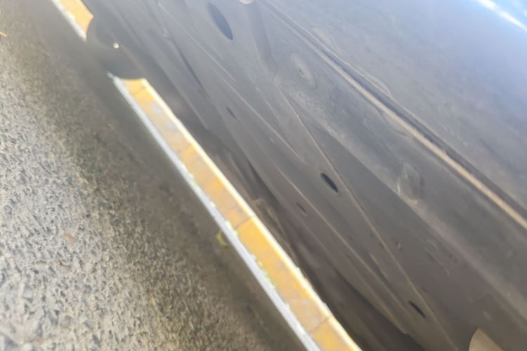 BMW 3 Series 2018 car image #26