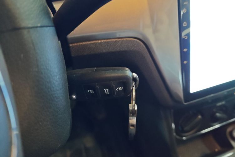 Volkswagen Lavida 2016 car image #9