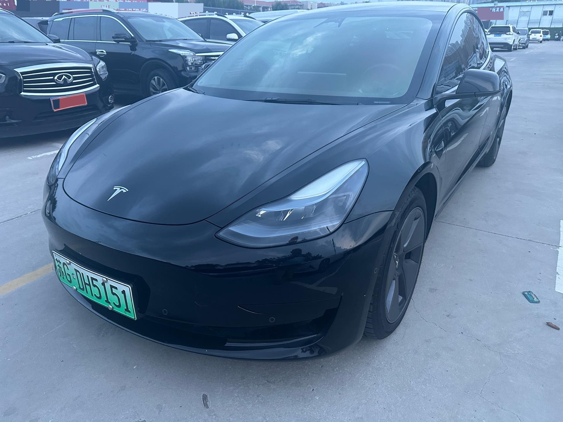 Tesla Model 3 2023 car image 