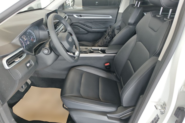 GEELY Emgrand 2025 image de voiture #15