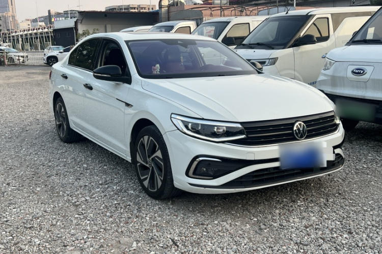 Volkswagen Bora 2023 car image #9