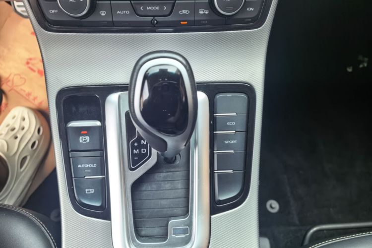GEELY Emgrand GS 2018 car image #14