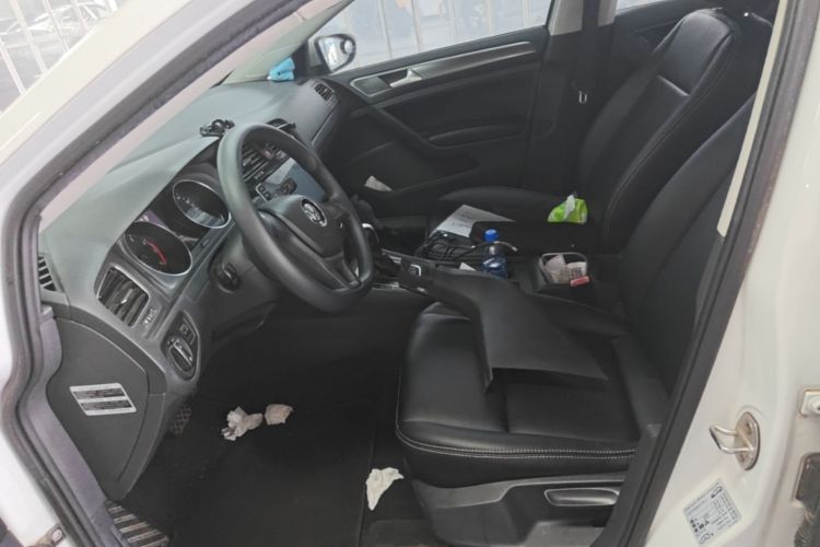 Volkswagen Golf 2016 car image #19