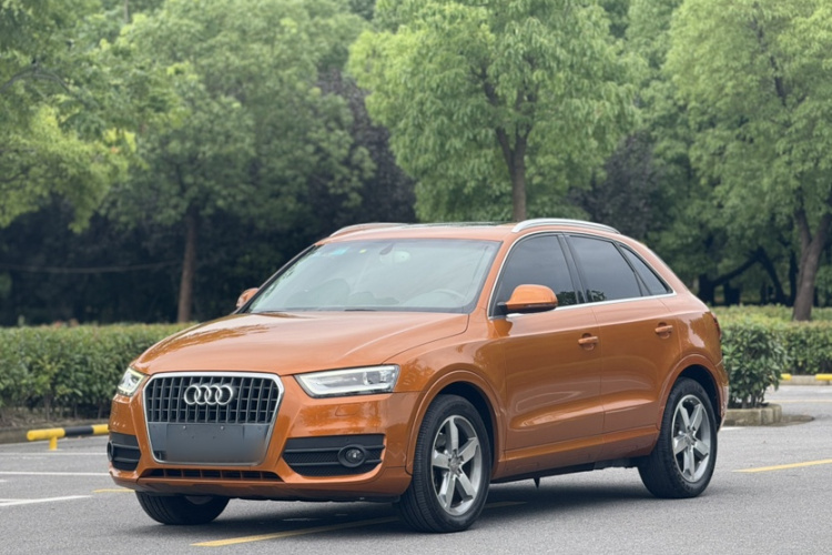 Audi Q3 2016 car image #4