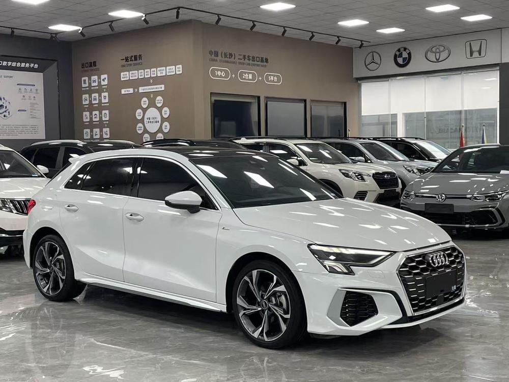 Audi A3 2022 car image #3