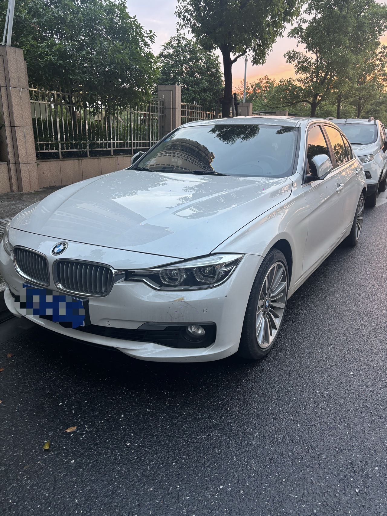 2019 2019 car image