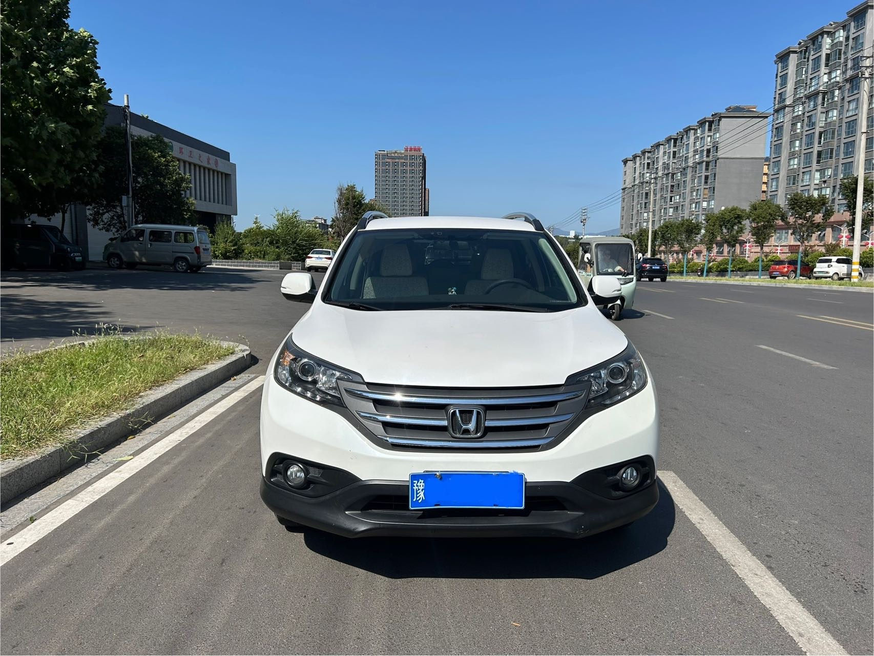 Honda CR-V 2015 car image #2