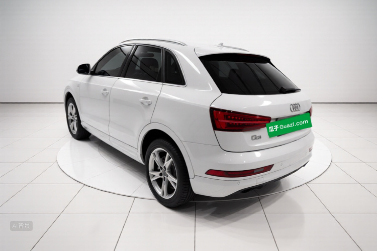Audi Q3 2018 immagine di auto #5