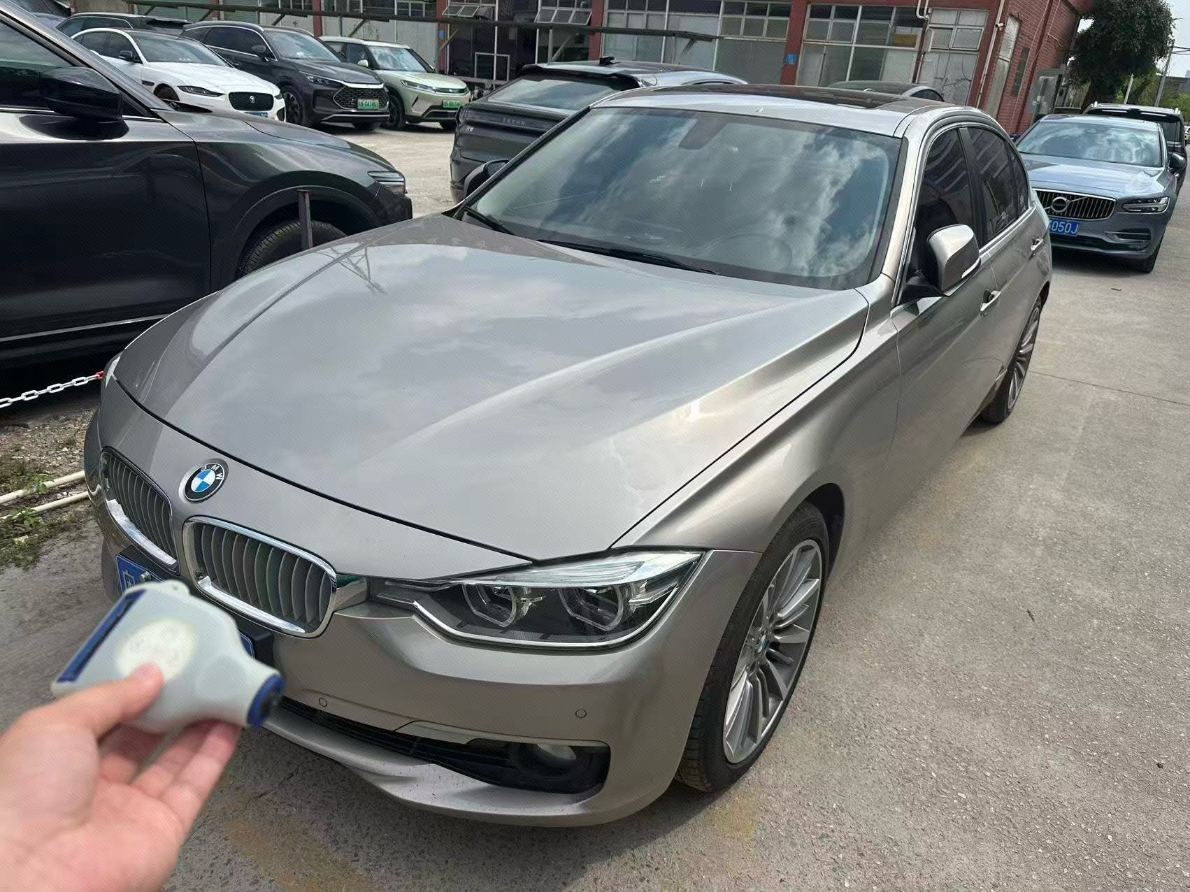 BMW 3 Series 2018 BMW 3 Series 2018 car image