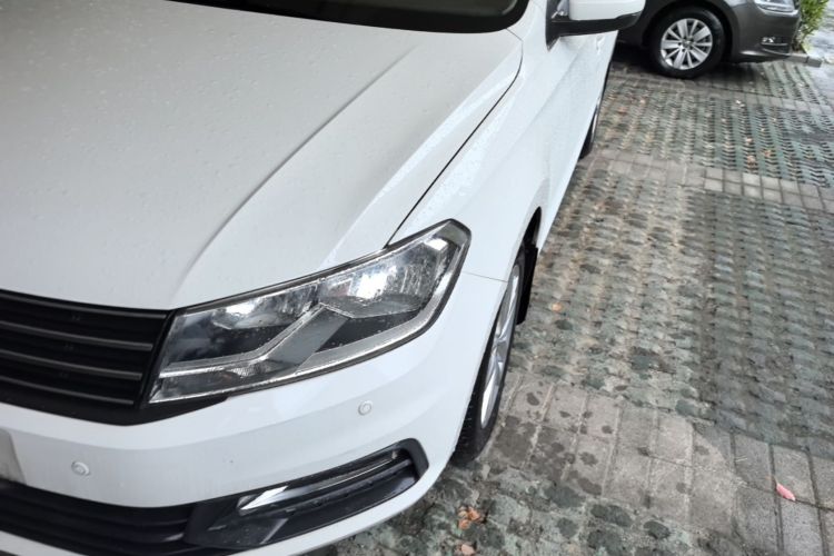 Volkswagen Santana 2016 car image #23