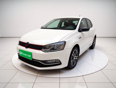 Volkswagen Polo 2015 car image 