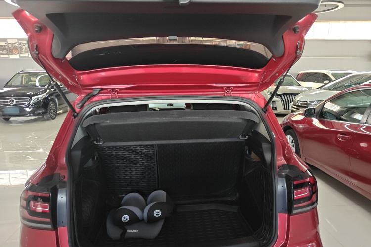 Volkswagen Tacqua 2021 car image #7