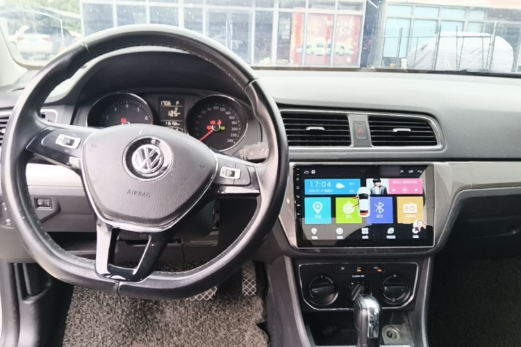 Volkswagen Lavida 2018 car image #11