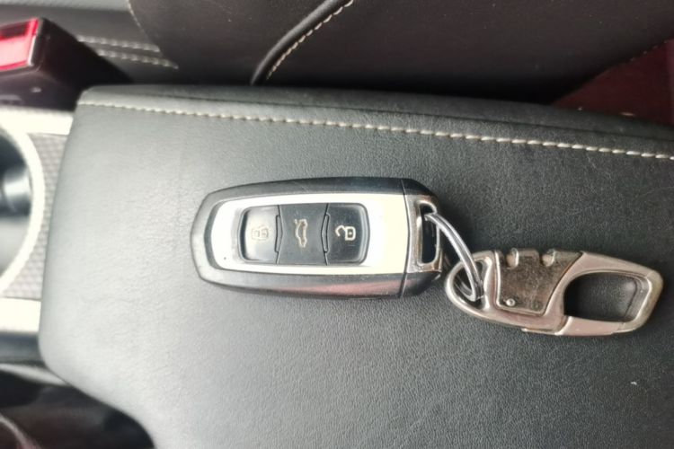 GEELY Emgrand GS 2016 car image #9