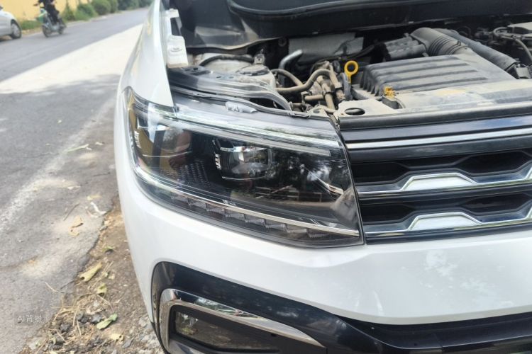 Volkswagen T-Cross 2021 #8 Volkswagen T-Cross 2021 car image #8